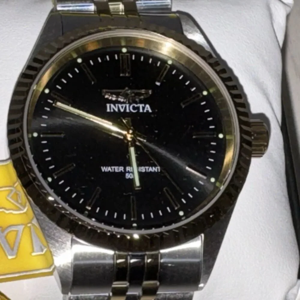 Invicta Men’s Two-Tone SS Quartz Watch Black/Gold Dial 50m w/Box Stainless Band